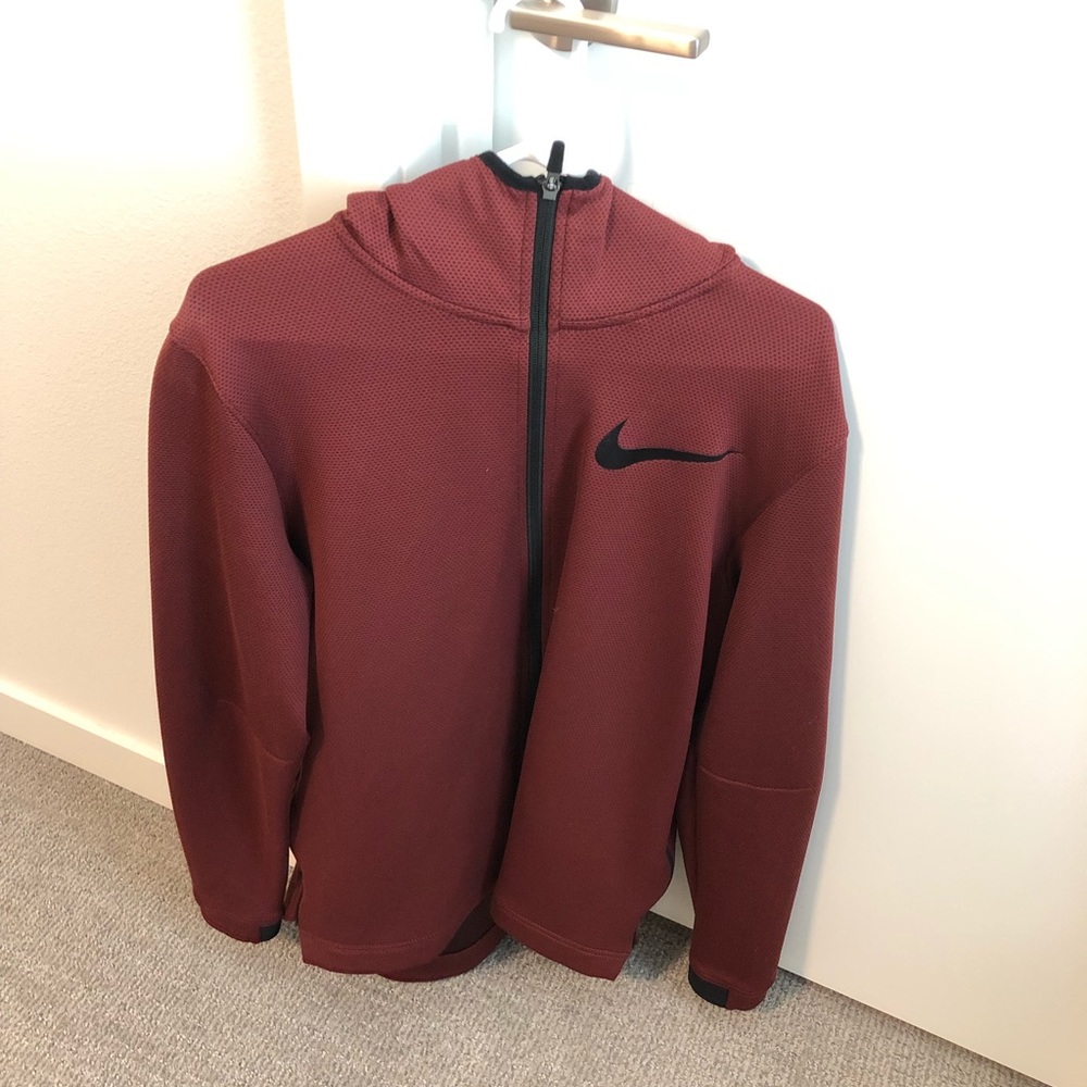 Men’s Large Dri Fit Maroon Hoodie
